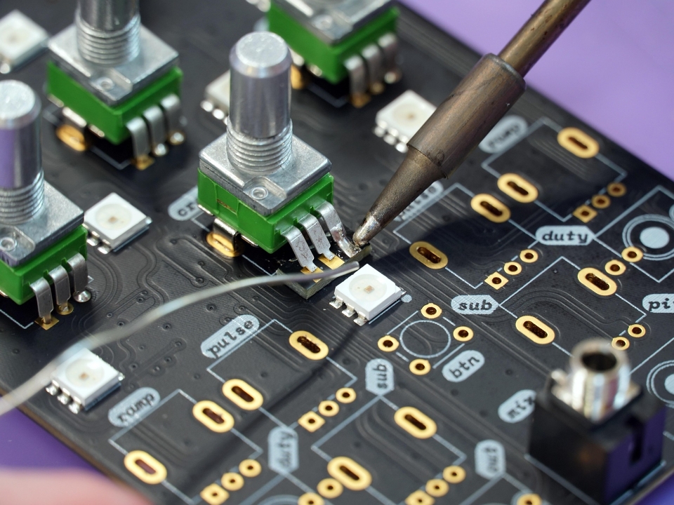 Multi-Manufacturer PCB Quoting: Negotiation Strategy