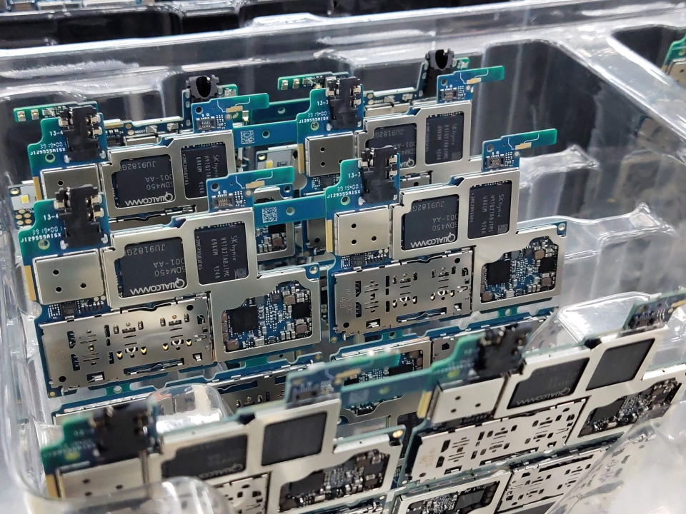 Turnkey vs Partial PCB Assembly: What's Included?