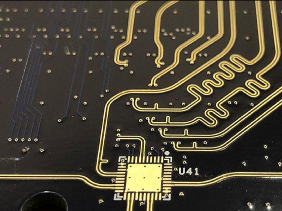 Transmission Line Loss Minimization in RF PCBs 3 RF PCB transmission line loss